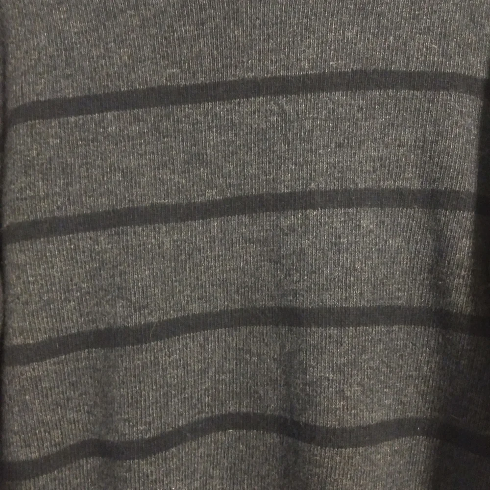 Blue-gray striped sweater mens size large